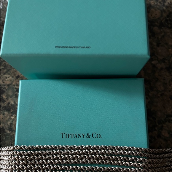 Authentic Tiffany Silver Chain Bracelet - Picture 8 of 8